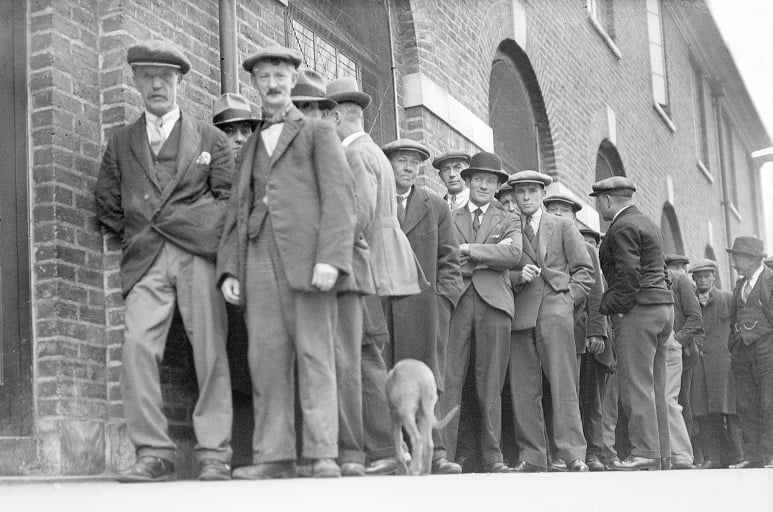 Old unemployment queue